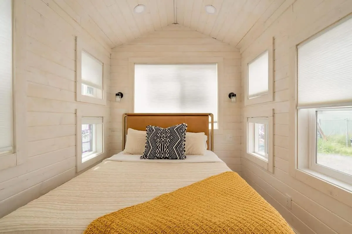 Apartment Stay Portland - The Tiny Oasis Steps To Local Coffee & Restaurants